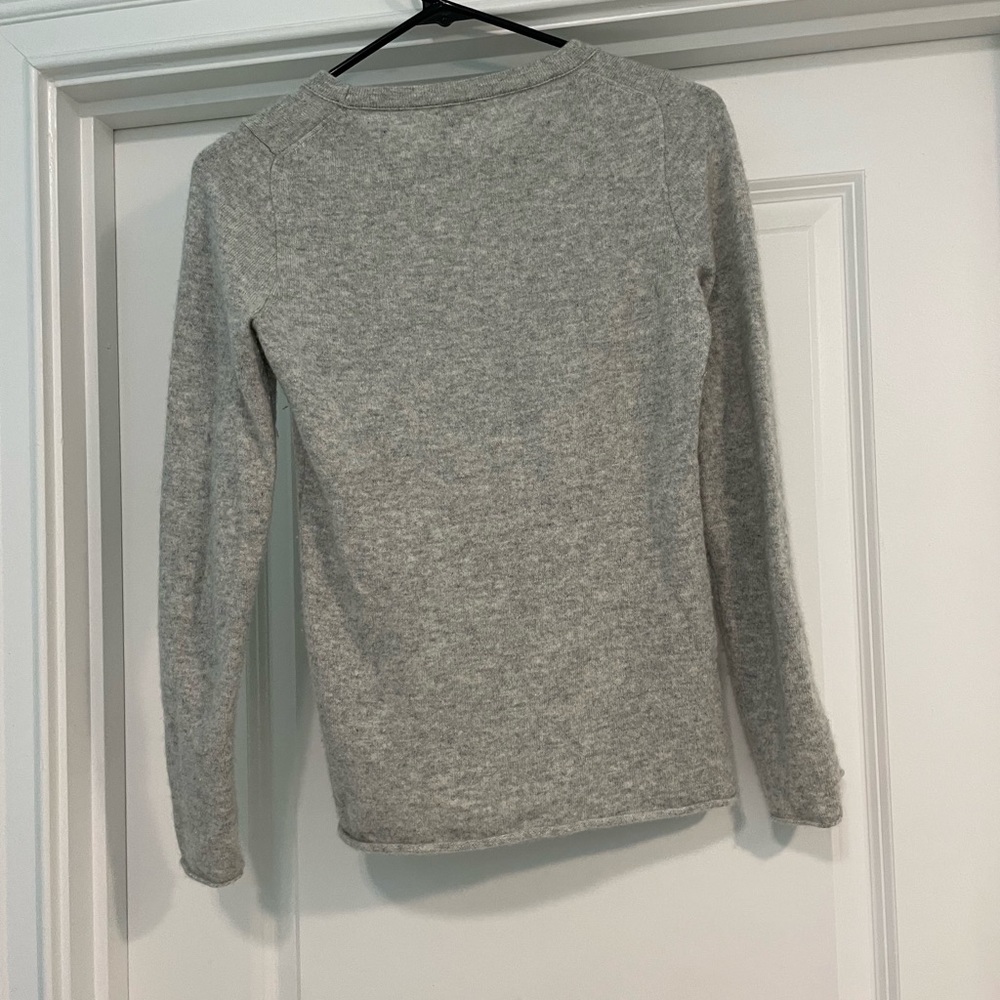 J Crew gray cashmere sweater - Picture 3 of 3